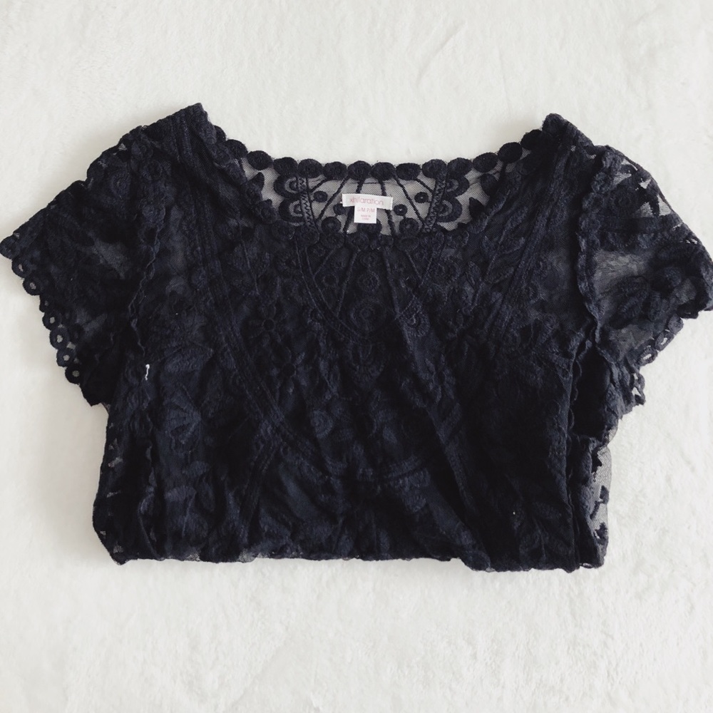 Black lace short sleeve tee